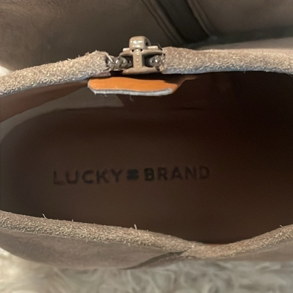 Lucky Brand Women’s Ankle Booties Size 11 Tan Suede Brekke Heel Asymmetrical - Picture 8 of 10